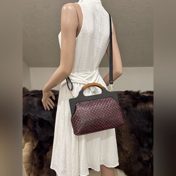 Colorblock Woven Cowhide Handmade Wooden Frame Top Handle Satchel, Crossbody Bag - Picture 8 of 16